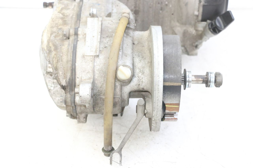 photo de MOTORE MBK FLAME X 125 (2007 - 2016) - Dettagli dei punti di fissaggio