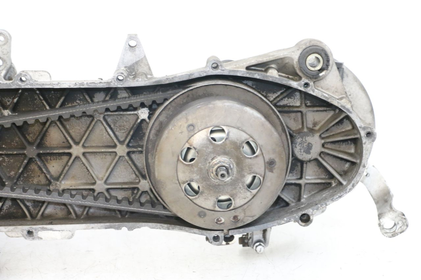 photo de MOTORE PIAGGIO FLY 2T 50 (2004 - 2017) - Zoom sui componenti