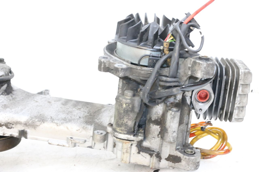 photo de MOTORE PIAGGIO FLY 2T 50 (2004 - 2017) - Zoom sullo stato d'uso