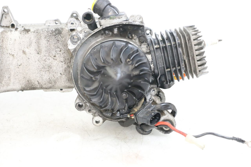 photo de MOTORE PIAGGIO FLY 2T 50 (2004 - 2017) - Dettagli dei punti di fissaggio