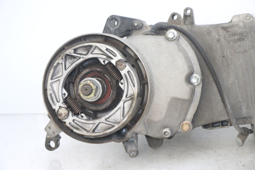 photo de MOTORE PIAGGIO FLY 125 (2005 - 2012) - Dettagli dei punti di fissaggio