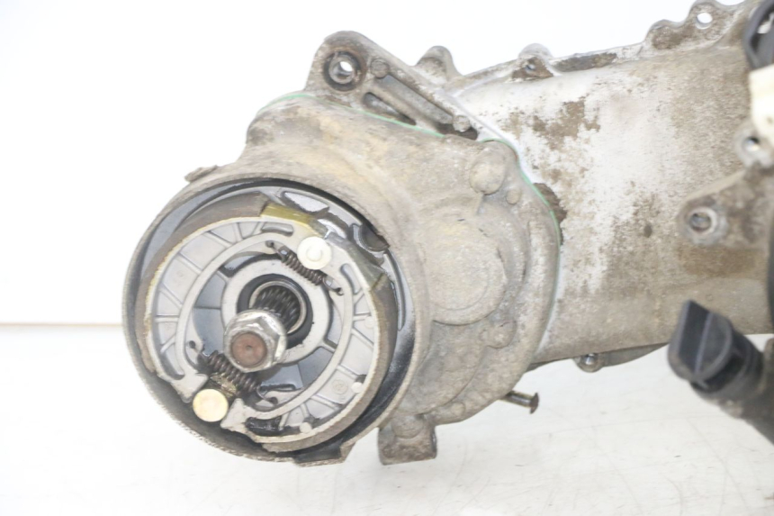 photo de MOTORE VENESI FLY RETRO 4T 50 (2020 - 2025) - Zoom sui componenti