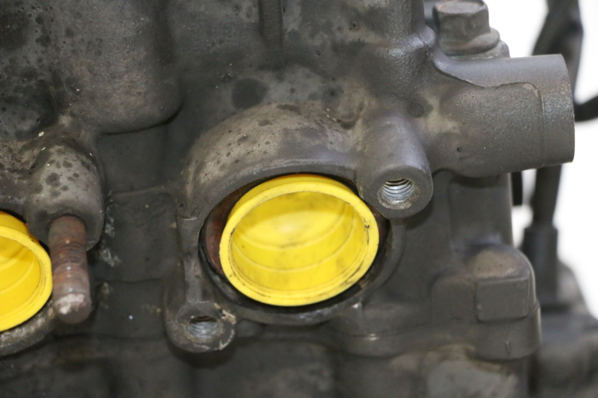 photo de MOTORE YAMAHA FZ6 FAZER S2 600 (2007 - 2011) - Zoom qualità usato