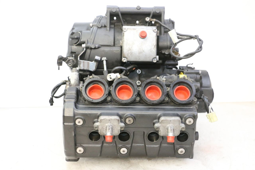 photo de MOTORE YAMAHA FZ6 FAZER S2 600 (2007 - 2011) - Primo piano tecnico