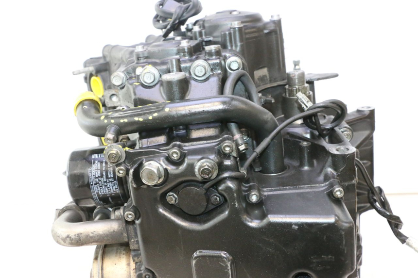 photo de MOTORE YAMAHA FZ8 800 (2010 - 2016) - Marcature e riferimenti originali