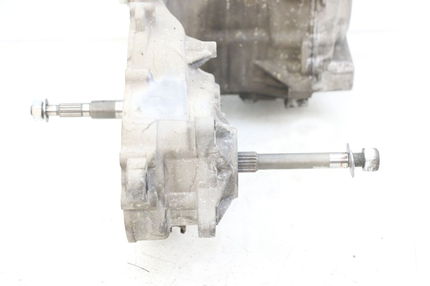 photo de MOTORE PEUGEOT GEOPOLIS RS 125 (2007 - 2009) - Dettagli dei punti di fissaggio