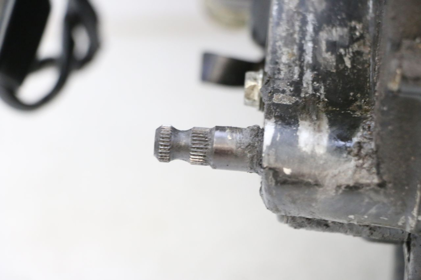 photo de MOTORE KAWASAKI GPZ RX 1000 (1986 - 1988) - Altra vista dell'articolo