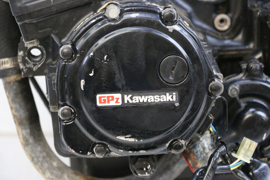 photo de MOTORE KAWASAKI GPZ RX 1000 (1986 - 1988) - Primo piano tecnico