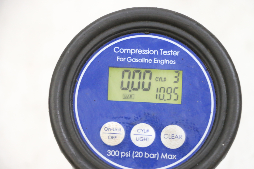 photo de MOTORE KAWASAKI GPZ RX 1000 (1986 - 1988) - Marcature e riferimenti originali