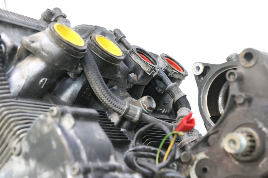 photo de MOTORE SUZUKI GSX F GSXF 750 (1988 - 1998) - Altra vista dell'articolo