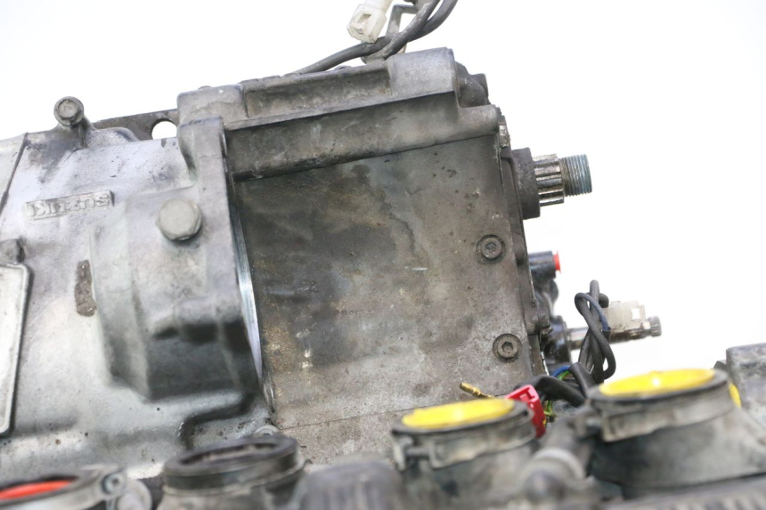 photo de MOTORE SUZUKI GSX F GSXF 750 (1988 - 1998) - Altra angolazione