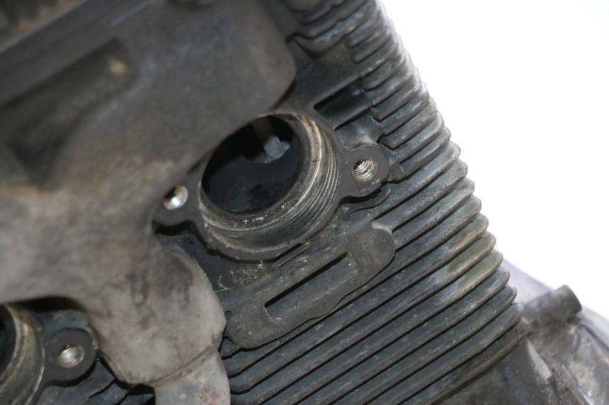 photo de MOTORE SUZUKI GSX F GSXF 750 (1988 - 1998) - Altra angolazione