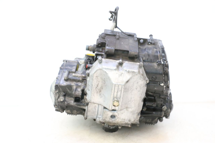photo de MOTORE SUZUKI GSX F GSXF 750 (1988 - 1998) - Altra vista dell'articolo