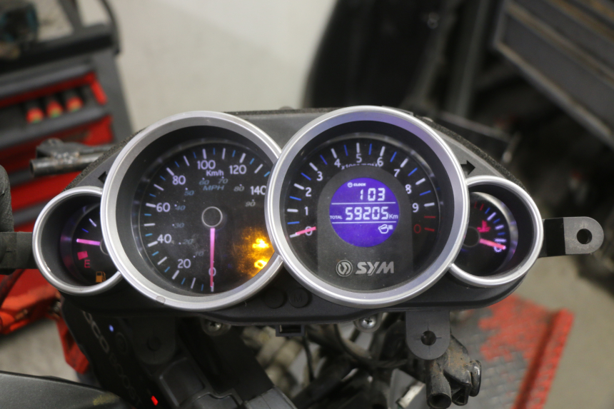 photo de MOTORE SYM GTS EFI 125 (2012 - 2016) - Ispezione visiva dettagliata