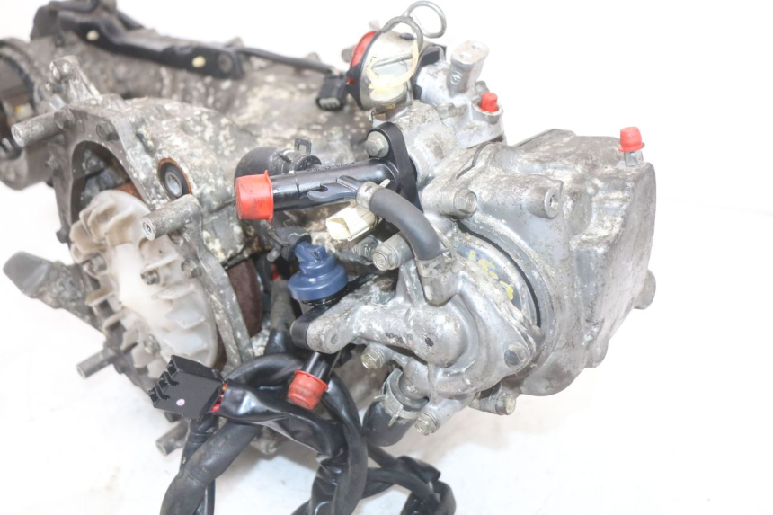 photo de MOTORE HONDA PCX (JF28) 125 (2009 - 2011) - Dettagli dei punti di fissaggio