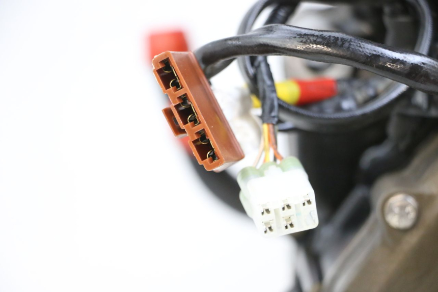 photo de MOTORE HUSQVARNA SVARTPILEN 401 (2018 - 2023) - Stato della superficie e materiale