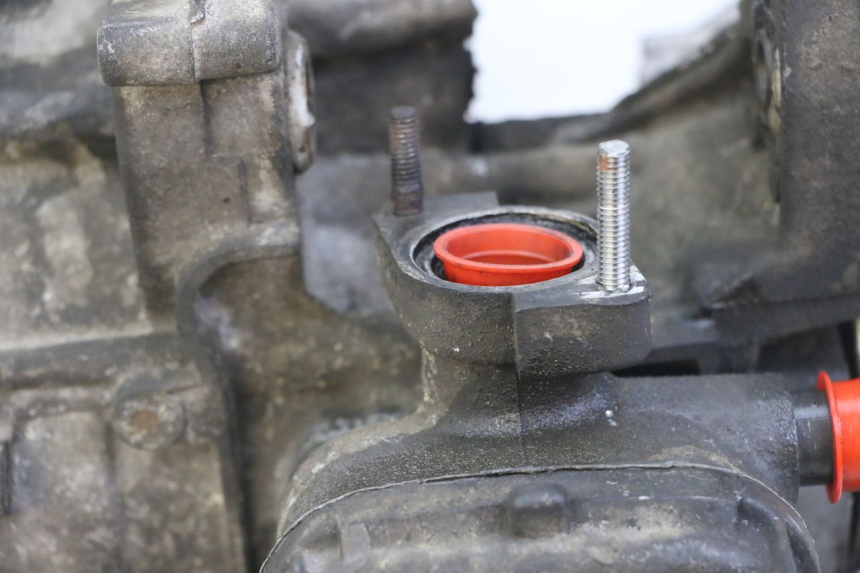 photo de MOTORE PEUGEOT JET FORCE CARBU 50 (2003 - 2016) - Dettagli dei punti di fissaggio