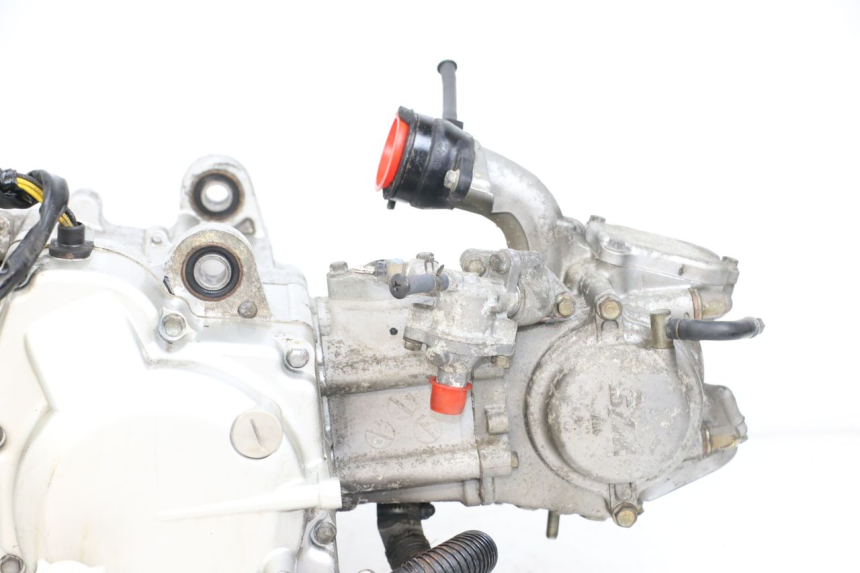 photo de MOTORE SYM JOYRIDE EVO 125 (2009 - 2016) - Stato della superficie e materiale