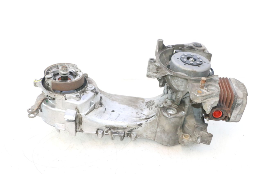 photo de MOTORE PEUGEOT KISBEE 2T 50 (2010 - 2017) - Caratteristiche distintive