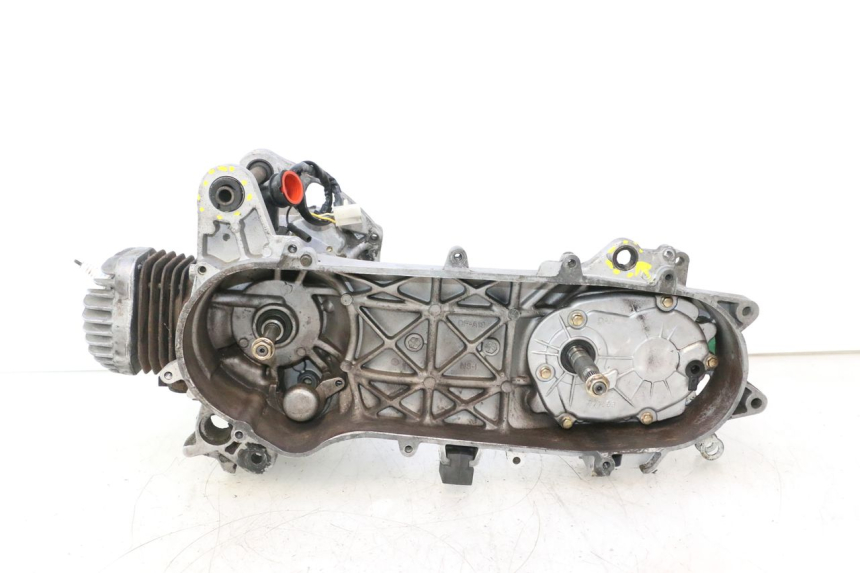 photo de MOTORE PEUGEOT KISBEE 2T 50 (2010 - 2017) - Vista principale