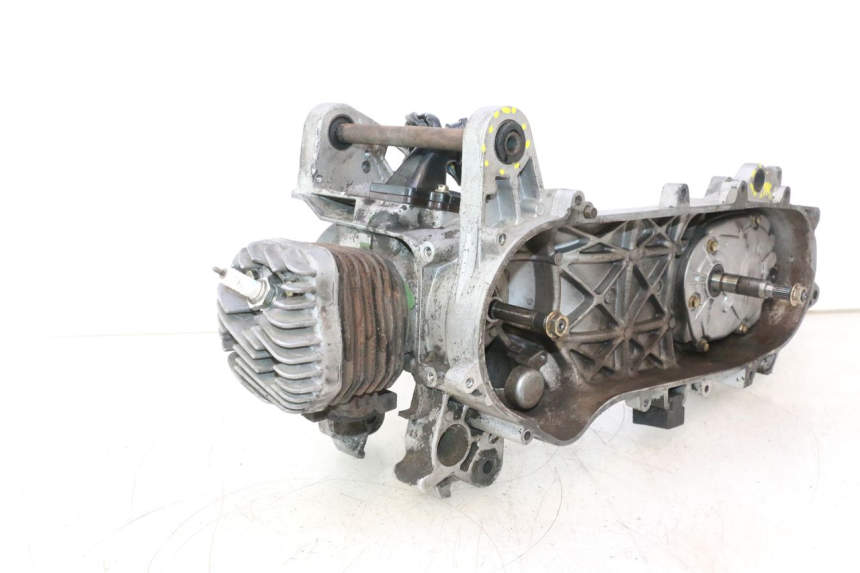 photo de MOTORE PEUGEOT KISBEE 2T 50 (2010 - 2017) - Marcature e riferimenti originali