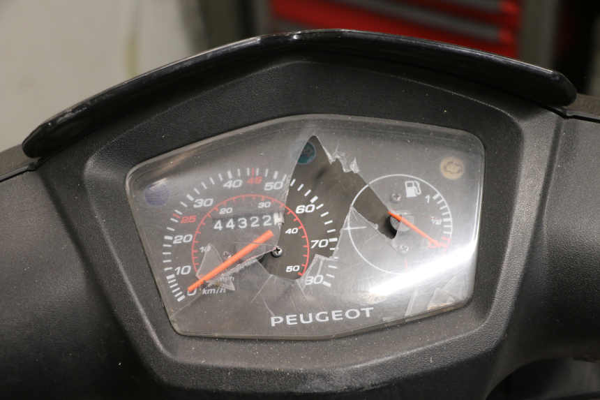 photo de MOTORE PEUGEOT KISBEE 4T 50 (2018 - 2022) - Altra vista dell'articolo