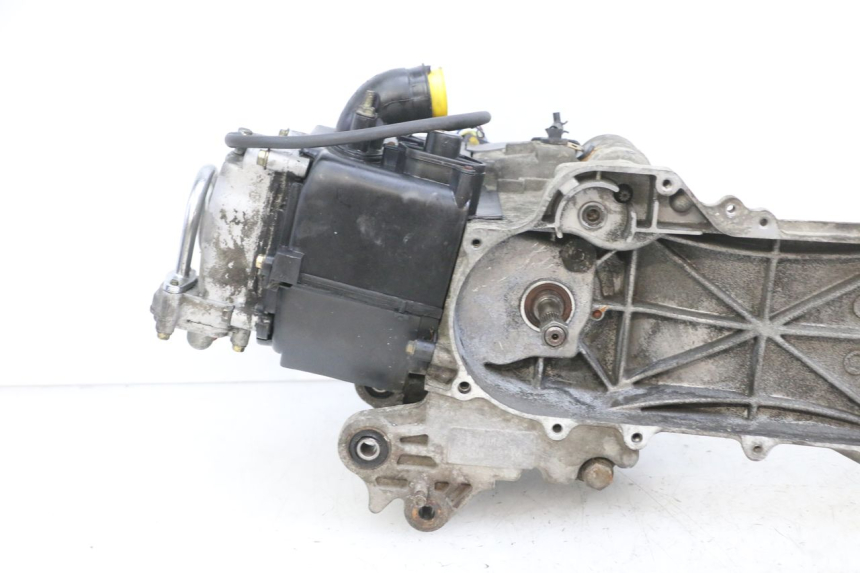 photo de MOTORE PEUGEOT KISBEE 4T 50 (2010 - 2017) - Dettaglio del componente