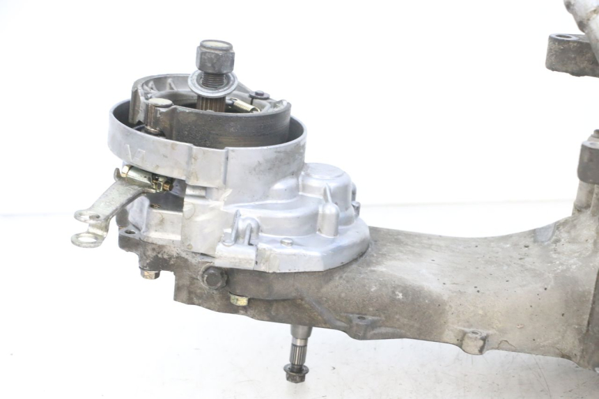 photo de MOTORE PEUGEOT KISBEE 4T 50 (2010 - 2017) - Vista d'insieme del prodotto