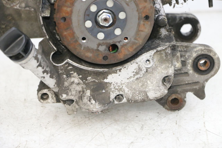 photo de MOTORE PEUGEOT KISBEE 4T 50 (2018 - 2022) - Zoom sui componenti