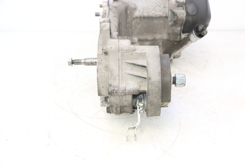 photo de MOTORE PEUGEOT KISBEE 4T 50 (2023 - 2026) - Panoramica del profilo