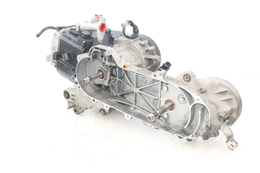 photo de MOTORE PEUGEOT KISBEE 4T 50 (2023 - 2026) - Zoom sullo stato d'uso