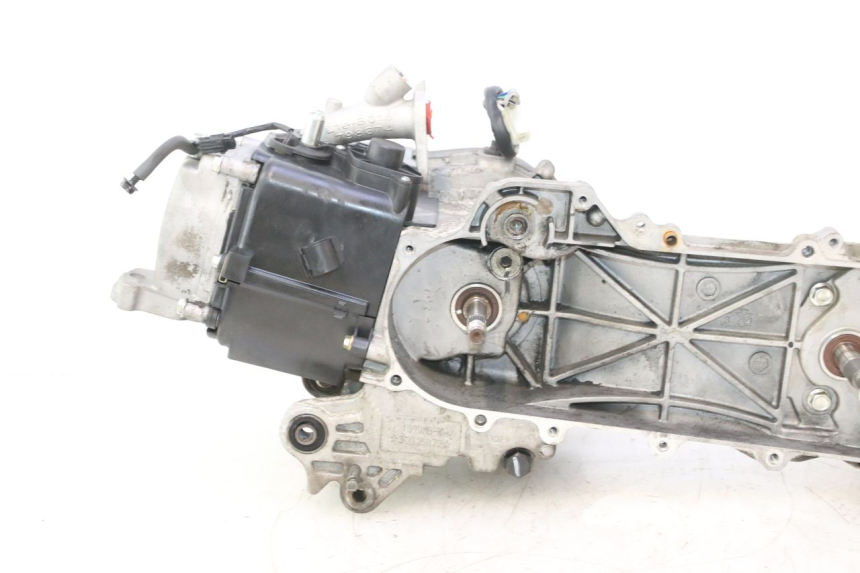 photo de MOTORE PEUGEOT KISBEE 4T 50 (2023 - 2026) - Primo piano tecnico