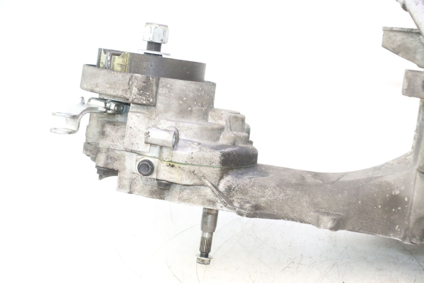 photo de MOTORE PEUGEOT KISBEE 4T 50 (2023 - 2026) - Stato della superficie e materiale