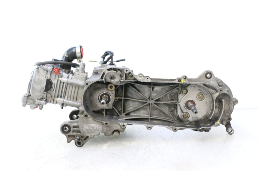photo de MOTORE PEUGEOT KISBEE 4T 50 (2010 - 2017) - Caratteristiche distintive