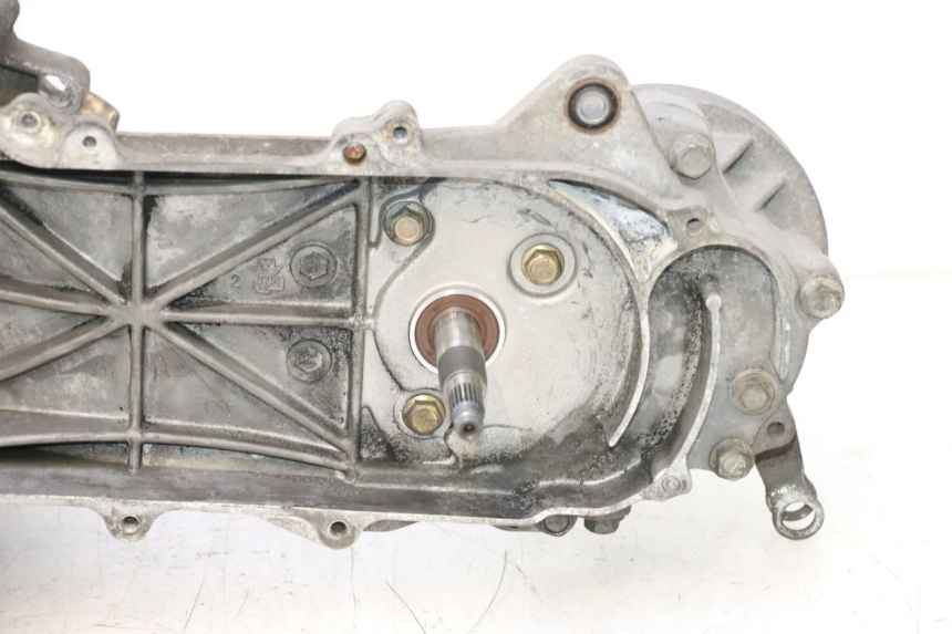 photo de MOTORE PEUGEOT KISBEE 4T 50 (2010 - 2017) - Ispezione visiva dettagliata