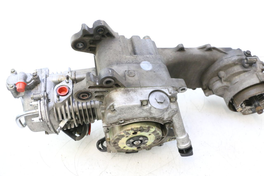 photo de MOTORE PEUGEOT KISBEE 4T 50 (2010 - 2017) - Vista d'insieme del prodotto