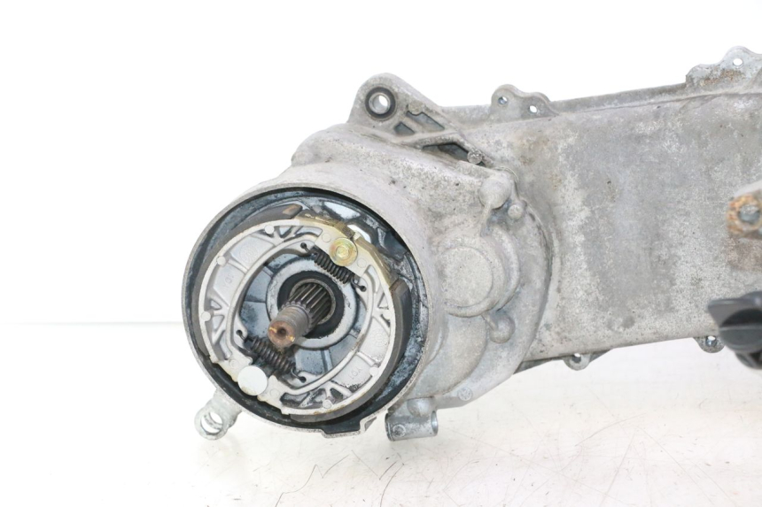 photo de MOTORE PEUGEOT KISBEE 4T 50 (2018 - 2022) - Zoom sullo stato d'uso