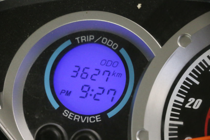 photo de MOTORE KYMCO PEOPLE S 125 (2000 - 2008) - Focus sulla struttura