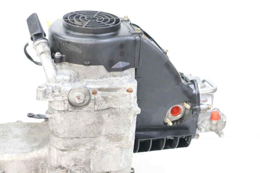 photo de MOTORE KYMCO PEOPLE S 125 (2000 - 2008) - Altra angolazione