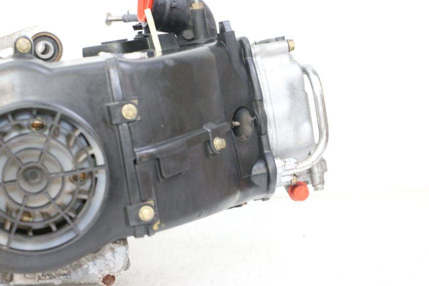 photo de MOTORE KYMCO PEOPLE S 125 (2000 - 2008) - Marcature e riferimenti originali