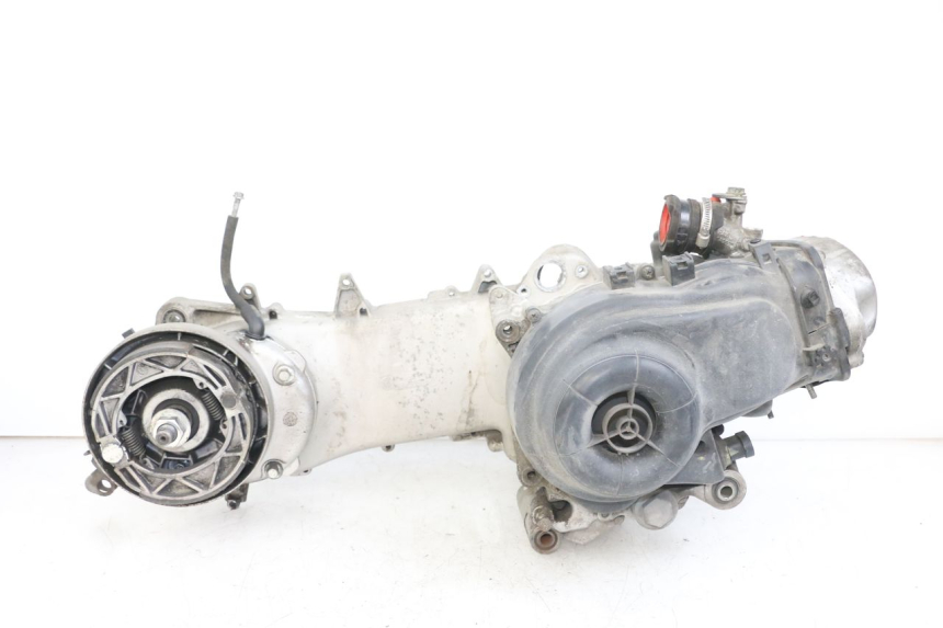 photo de MOTORE PIAGGIO LIBERTY 4T 50 (2018 - 2021) - Marcature e riferimenti originali