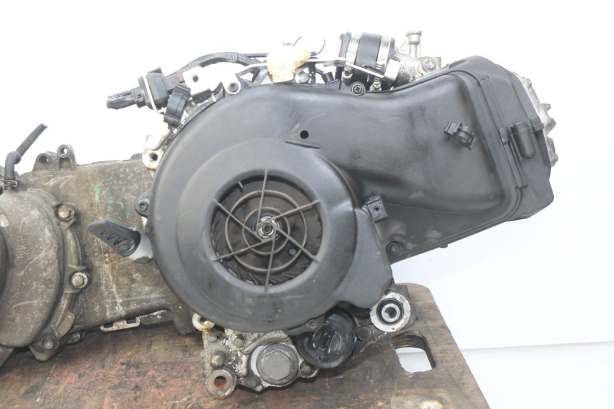 photo de MOTORE PIAGGIO LIBERTY IGET S 125 (2016 - 2020) - Dettagli dei punti di fissaggio