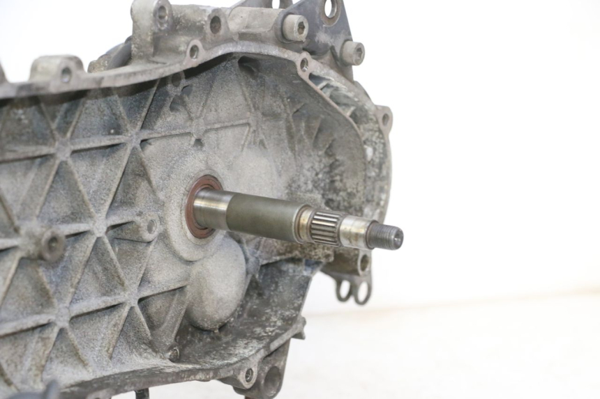 photo de MOTORE PIAGGIO LIBERTY 125 (1998 - 2008) - Altra vista dell'articolo