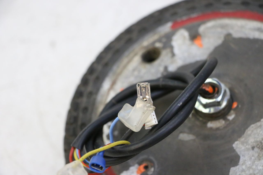 photo de MOTORE XIAOMI MI PRO 2 1 - Altra angolazione