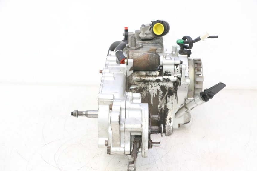 photo de MOTORE SYM MIO 50 (2005 - 2010) - Angolazione alternativa