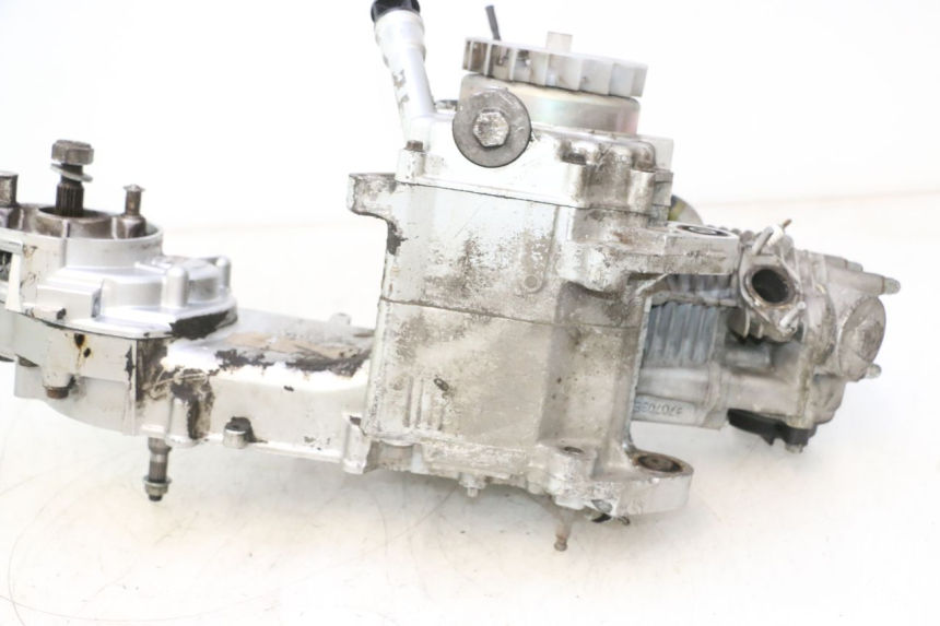 photo de MOTORE SYM MIO 50 (2005 - 2010) - Altra angolazione