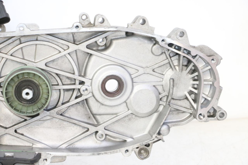 photo de MOTORE PIAGGIO MP3 HPE 310 (2024 - 2025) - Angolazione alternativa