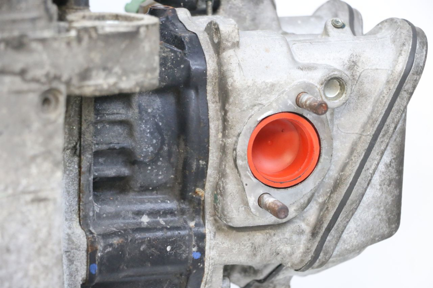 photo de MOTORE PIAGGIO MP3 HPE 350 (2018 - 2020) - Stato della superficie e materiale