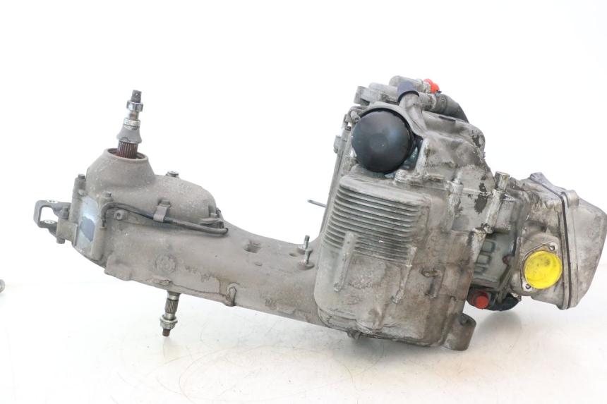 photo de MOTORE PIAGGIO MP3 500 (2016 - 2018) - Stato della superficie e materiale