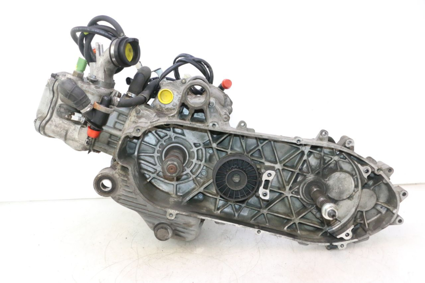 photo de MOTORE PIAGGIO MP3 500 (2016 - 2018) - Altra angolazione